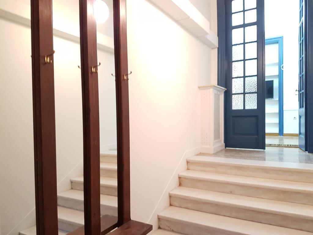 Errathens Aegean Apartment - Athens Center, 5 Bd, 2 Bath エクステリア 写真