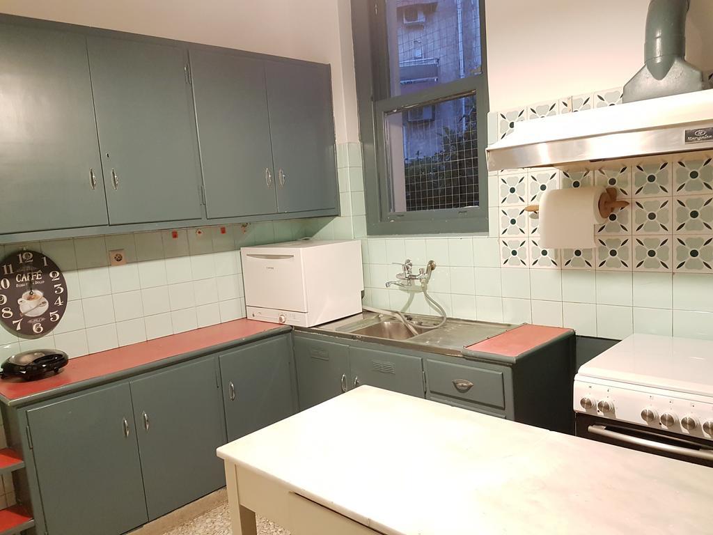 Errathens Aegean Apartment - Athens Center, 5 Bd, 2 Bath エクステリア 写真